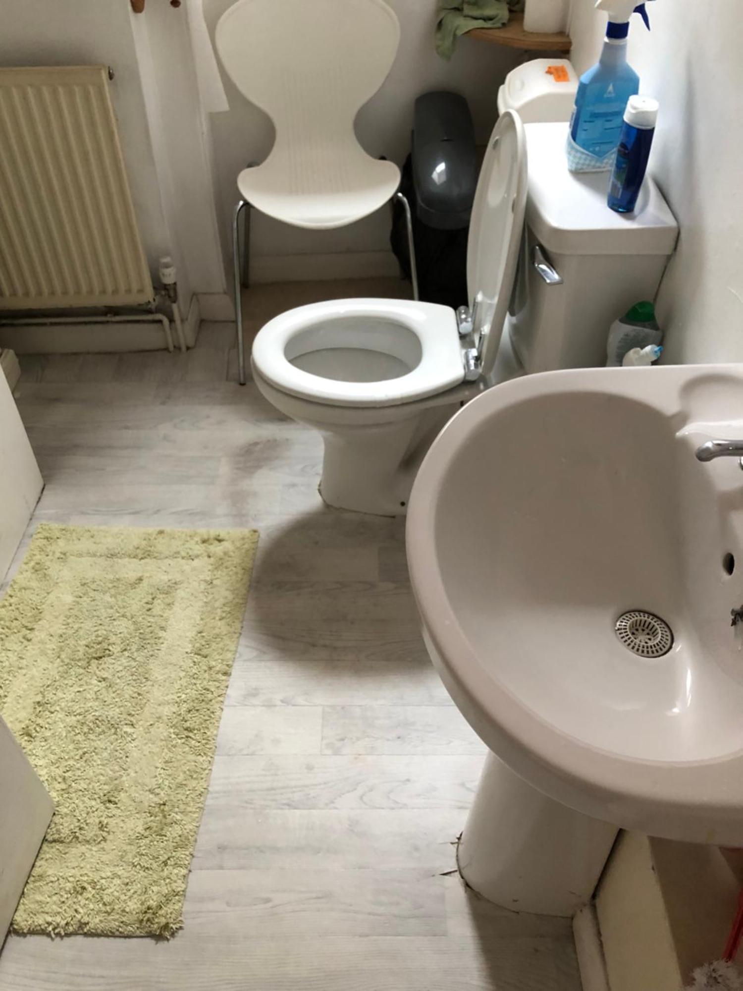 An Extra Large Room With Patio & Own Front Entrance Rotherham Rawmarsh Экстерьер фото
